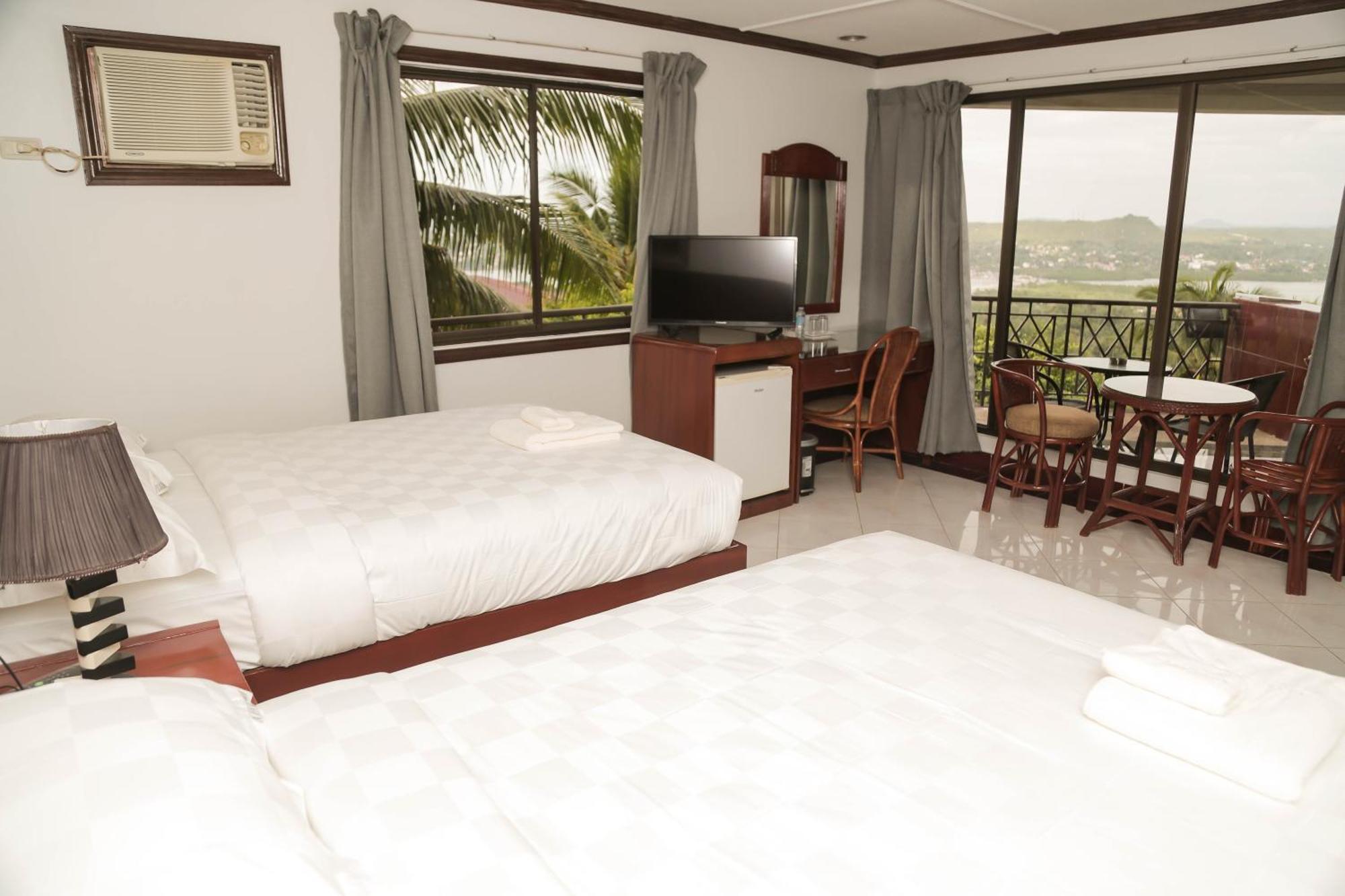 Bohol Plaza Mountain Resort And Restaurant Dauis Exterior foto