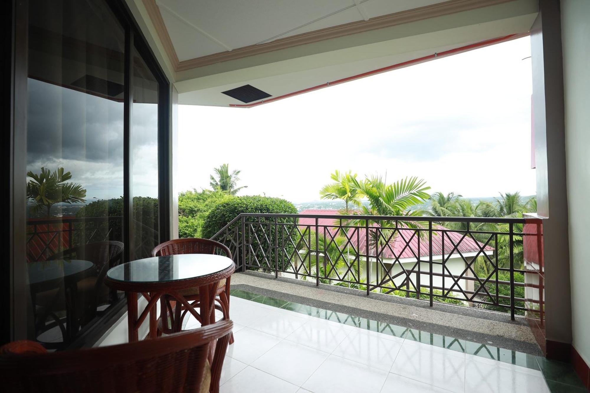 Bohol Plaza Mountain Resort And Restaurant Dauis Exterior foto